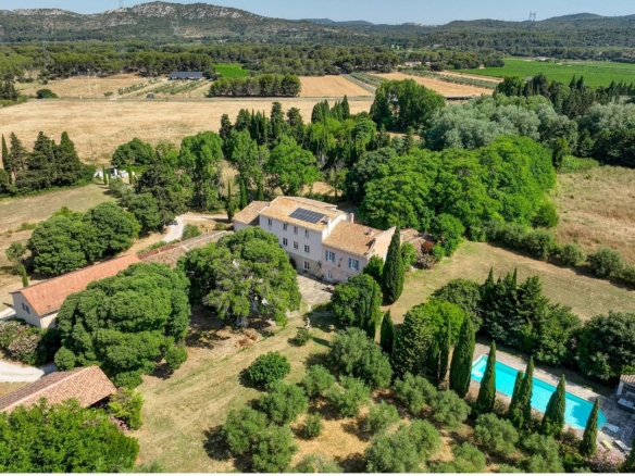 7 Bedroom Castle/Estates in Salon De Provence 34