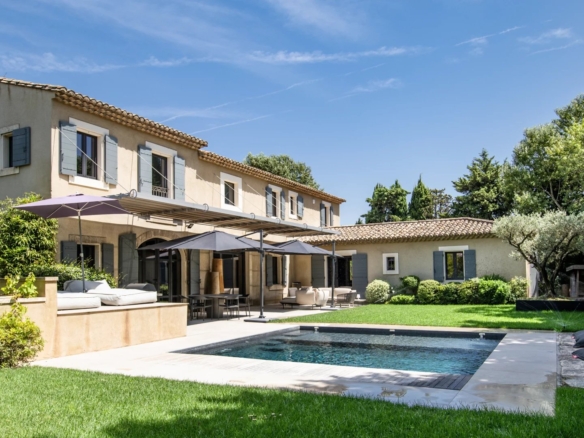 5 Bedroom Villa/House in Maussane Les Alpilles 12