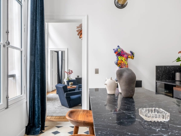 2 Bedroom Apartment in Paris 6th (Saint Germain des Prés – Luxembourg) 32