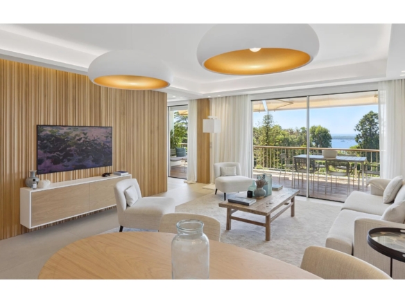 3 Bedroom Apartment in Cannes 10