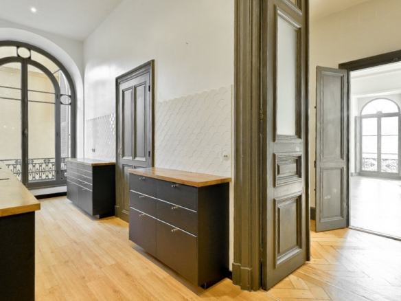 3 Bedroom Apartment in Nice - City 30
