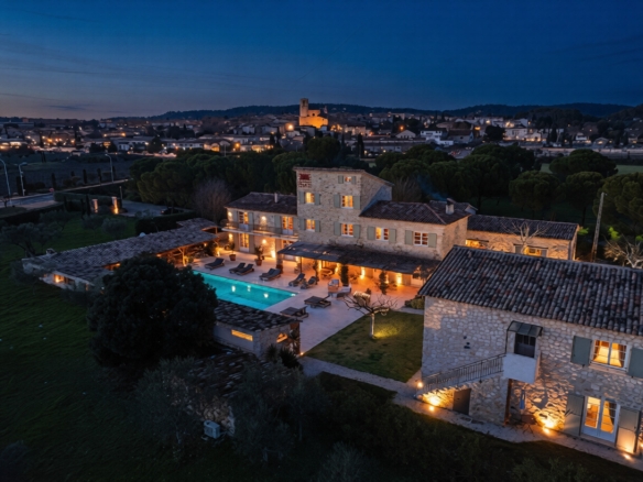 15 Bedroom Villa/House in Lorgues 26