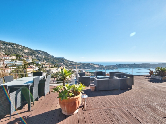 4 Bedroom Villa/House in Villefranche Sur Mer 18