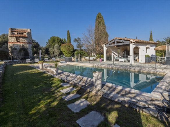 5 Bedroom Villa/House in Ventabren 22