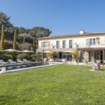 5 Bedroom Villa/House in Mougins 2