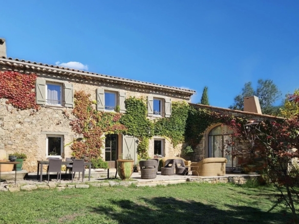 3 Bedroom Villa/House in Tourtour 10