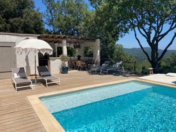 10 Bedroom Villa/House in La Garde Freinet 14