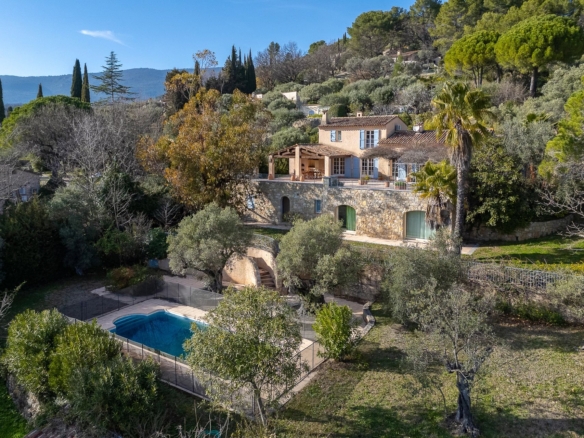 4 Bedroom Villa/House in Fayence 30