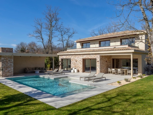 4 Bedroom Villa/House in Fayence 32