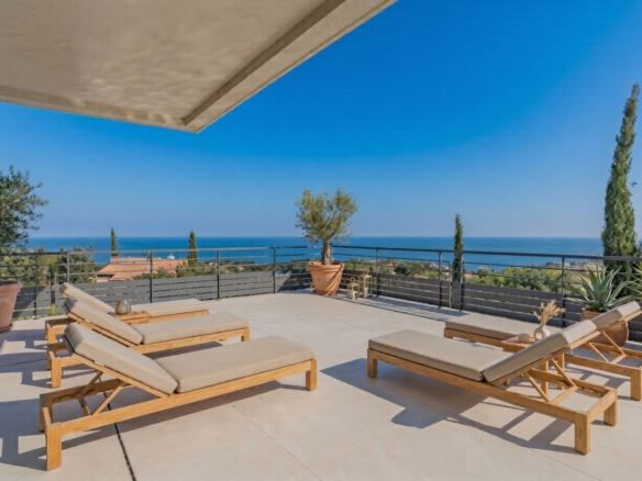 7 Bedroom Villa/House in Les Issambres 8
