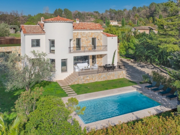 5 Bedroom Villa/House in Chateauneuf Grasse 18