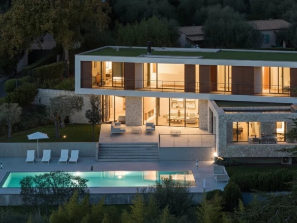 4 Bedroom Villa/House in Mougins 14