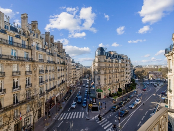 4 Bedroom Apartment in Paris 16th (Trocadéro – Etoile – Passy) 30