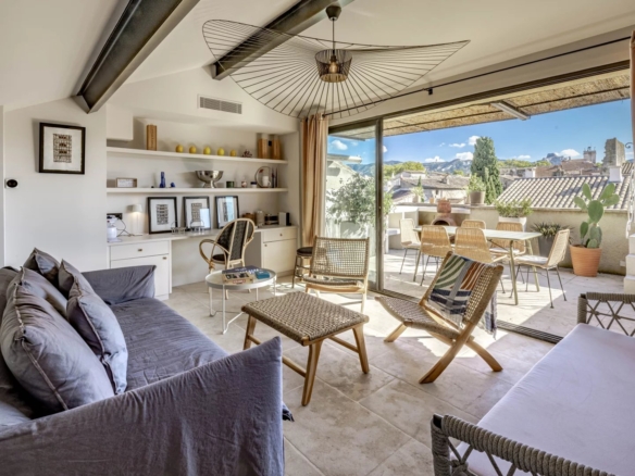 4 Bedroom Villa/House in St Remy De Provence 20