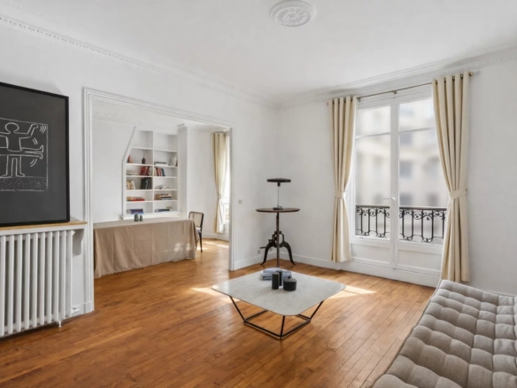 2 Bedroom Apartment in Paris 15th (La Motte Picquet) 26