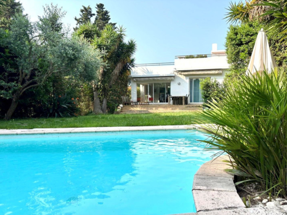 3 Bedroom Villa/House in Cap D Antibes 32