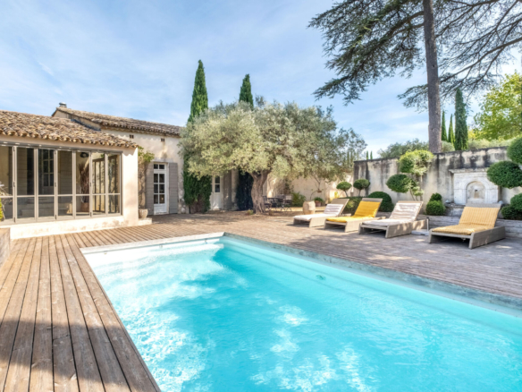 3 Bedroom Castle/Estates in Oppede 14