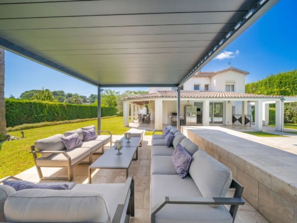 5 Bedroom Villa/House in Mougins 16