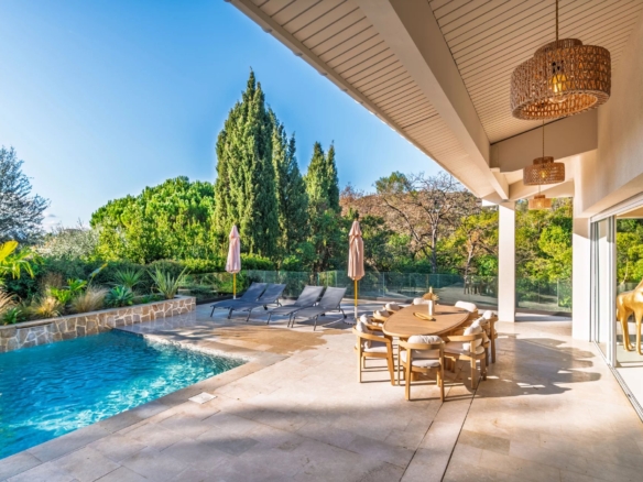 5 Bedroom Villa/House in Mougins 32