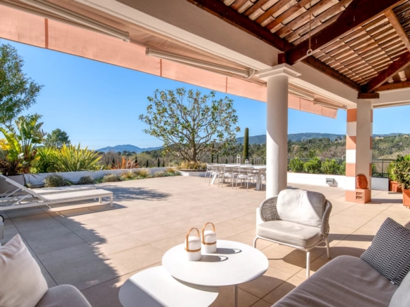 3 Bedroom Villa/House in Mougins 4