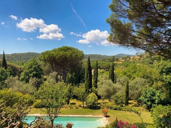 5 Bedroom Villa/House in Grimaud 20