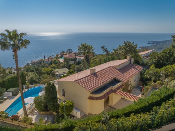 4 Bedroom Villa/House in Theoule Sur Mer 16