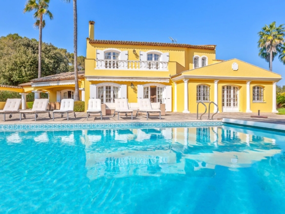 4 Bedroom Villa/House in Mougins 36