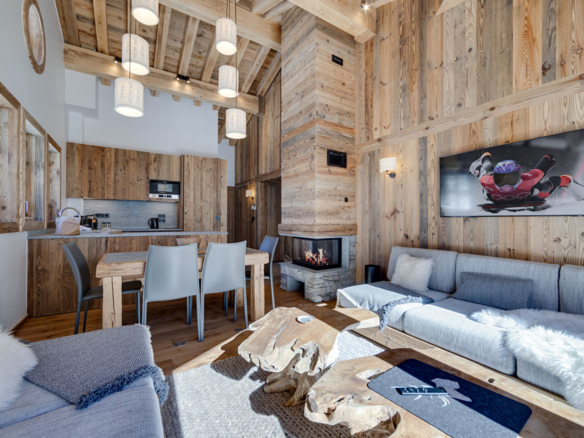 4 Bedroom Apartment in Val D'isere 10