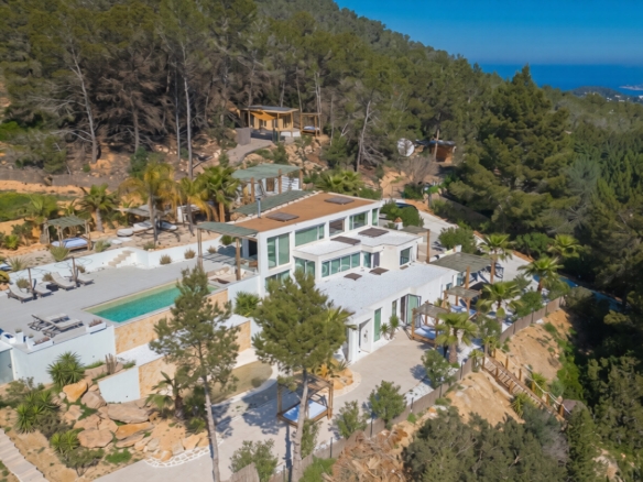 4 Bedroom Villa/House in San Josep 10