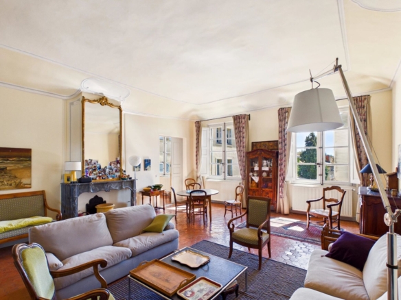 3 Bedroom Apartment in Aix En Provence 20