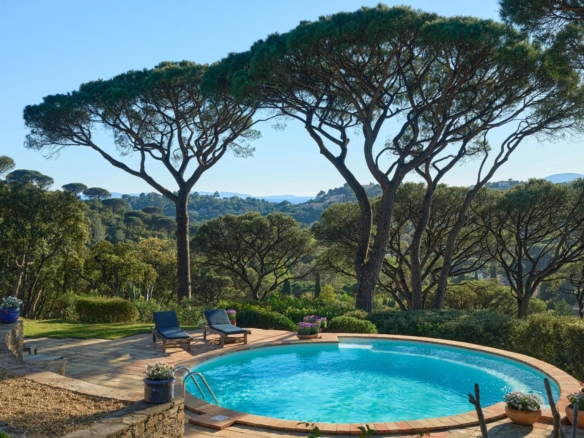 6 Bedroom Villa/House in La Croix Valmer 6