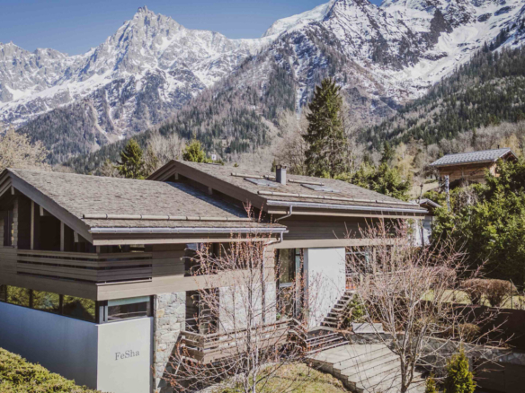 5 Bedroom Chalet in Les Houches 2