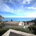 Villa/House in Eze 9