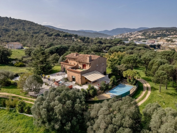9 Bedroom Villa/House in Ste Maxime 16