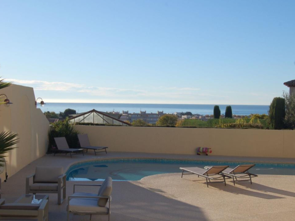 4 Bedroom Villa/House in Cagnes Sur Mer 14