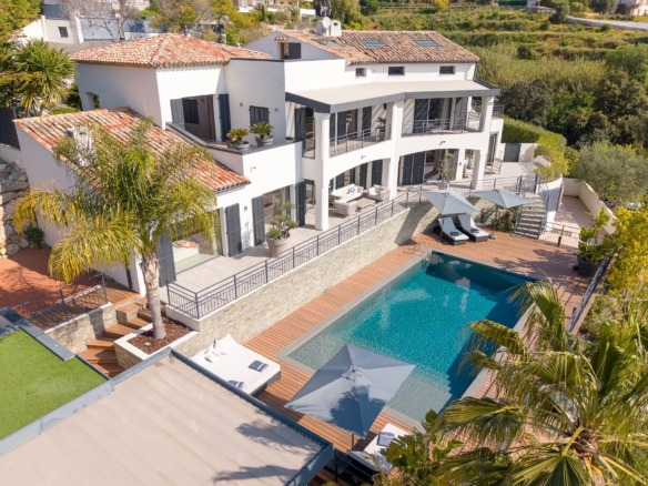 6 Bedroom Villa/House in Cagnes Sur Mer 28