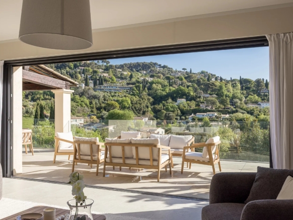 5 Bedroom Villa/House in St Paul 12
