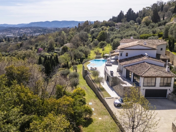 5 Bedroom Villa/House in Chateauneuf Grasse 18