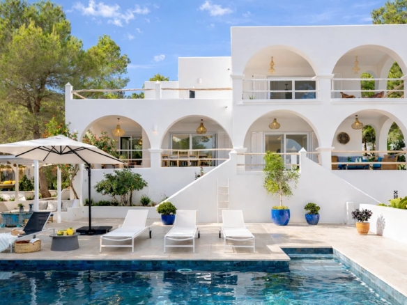 5 Bedroom Villa/House in Sant Josep De Sa Talaia 24