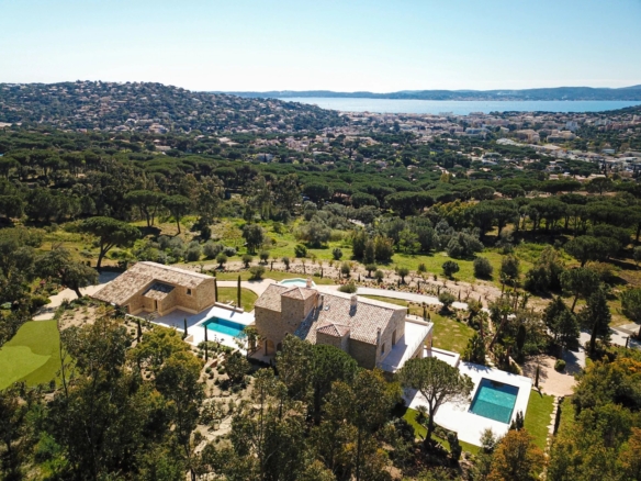 8 Bedroom Villa/House in Ste Maxime 18