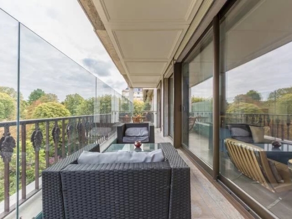 6 Bedroom Apartment in Paris 16th (Trocadéro – Etoile – Passy) 24