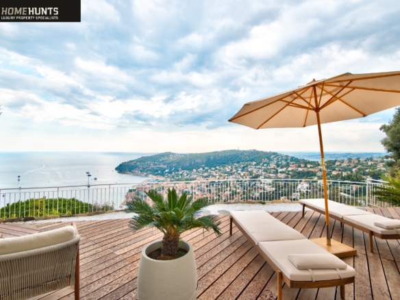 2 Bedroom Apartment in Villefranche Sur Mer 32
