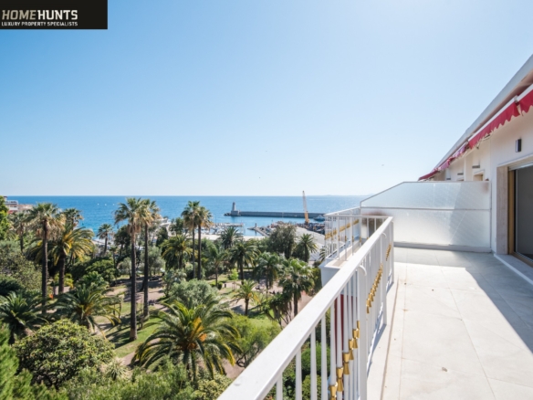 2 Bedroom Apartment in Nice 20