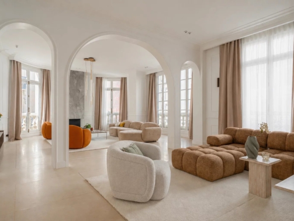 4 Bedroom Apartment in Paris 8th (Golden Triangle - Parc Monceau) 34