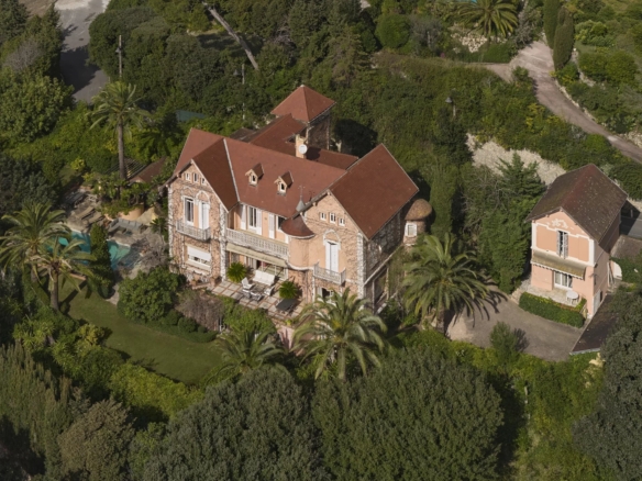 10 Bedroom Villa/House in Cannes 32