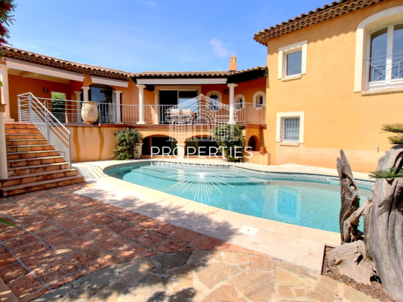 5 Bedroom Villa/House in Le Lavandou 26