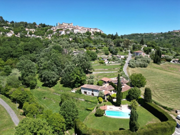 6 Bedroom Villa/House in Callian 32