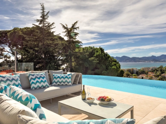 7 Bedroom Villa/House in Cannes 22
