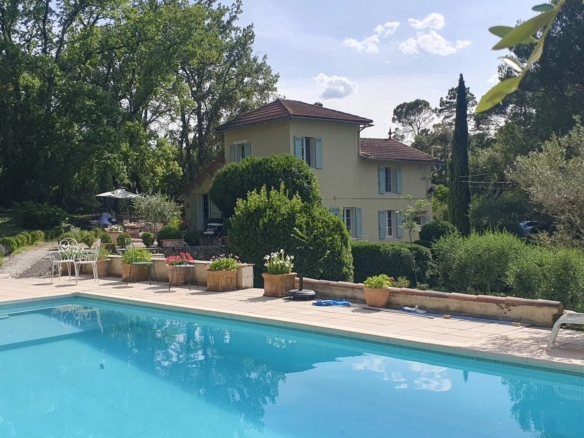 4 Bedroom Villa/House in Correns 32