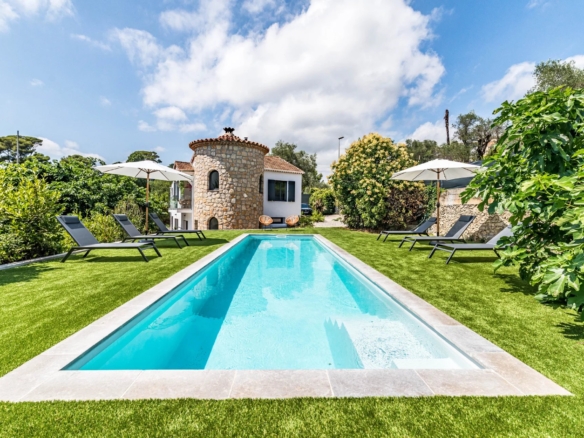 4 Bedroom Villa/House in Cannes 36